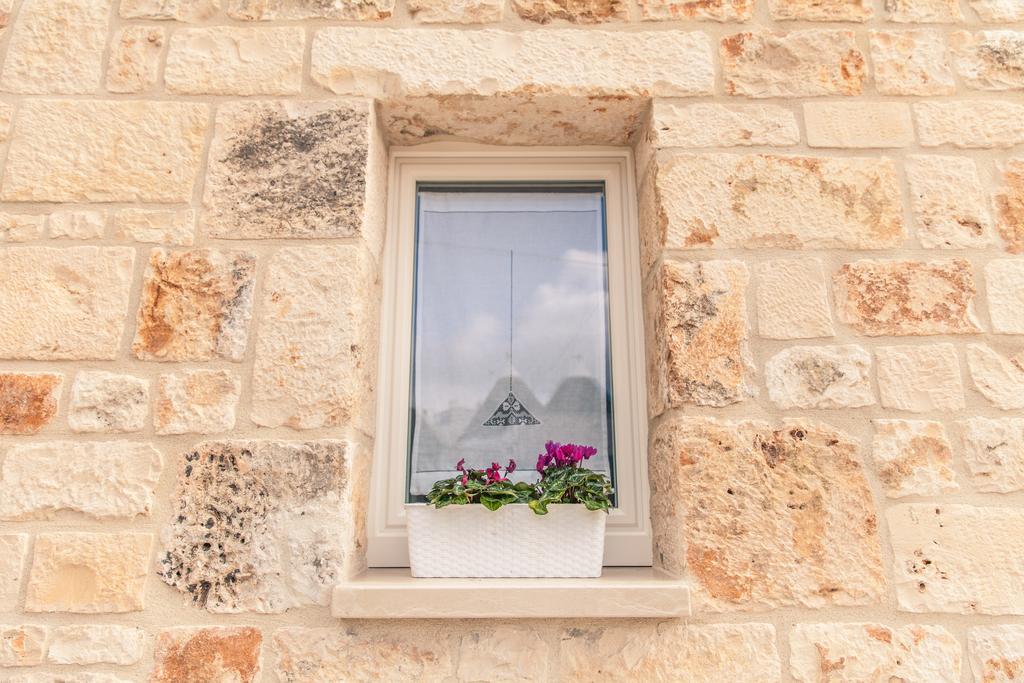 Marinella Suite Home Locorotondo Exterior photo